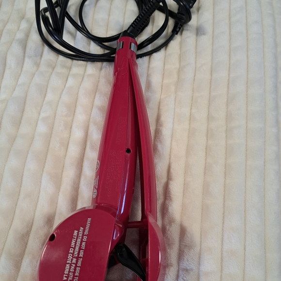 Curls - Picture 3 of 6